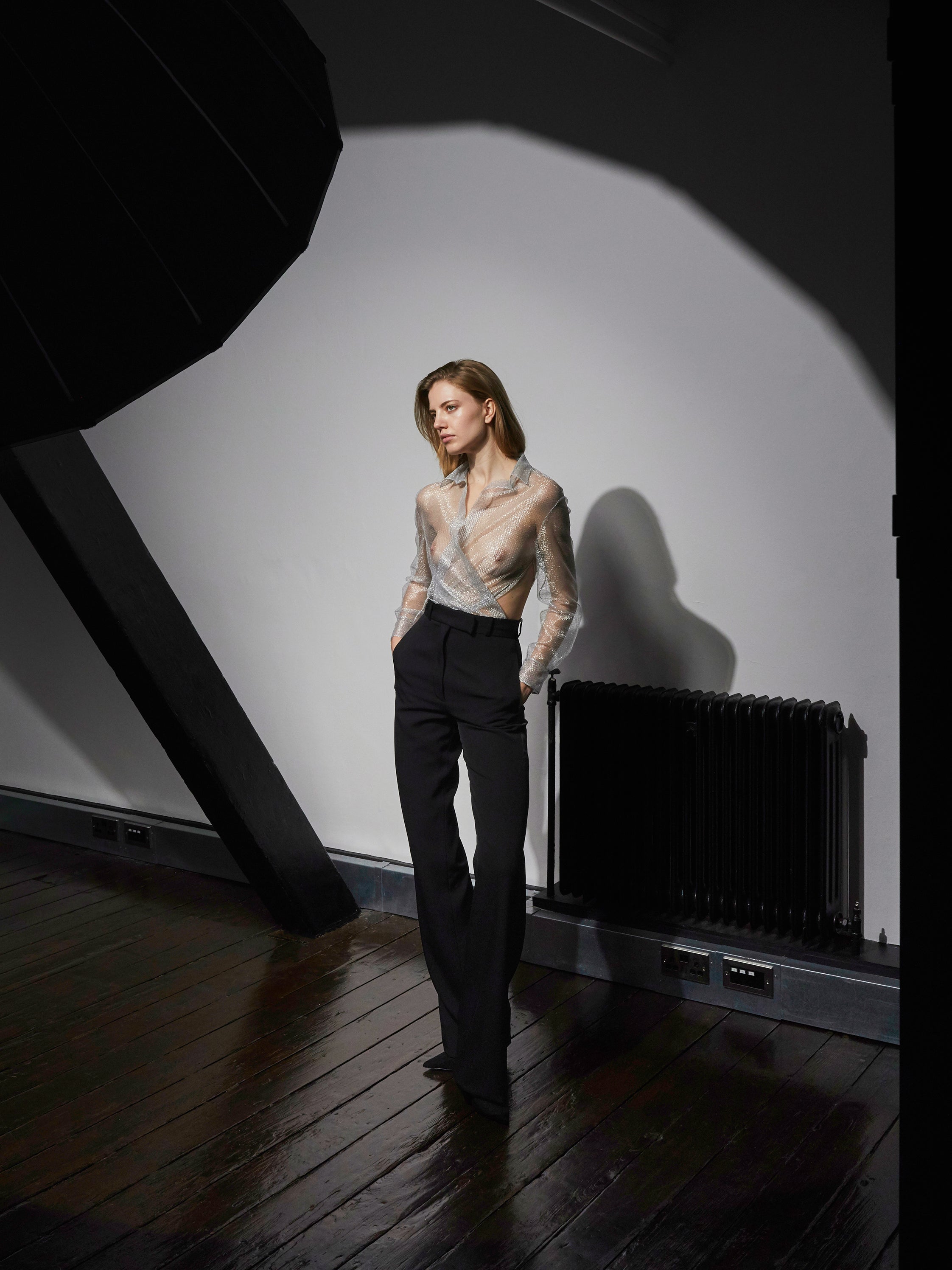 CHUCHOTER SHIRT IN SILVER LAMÉ MESH